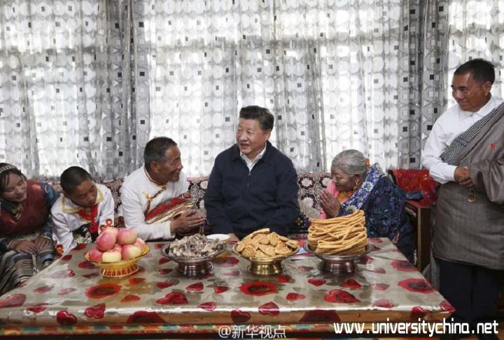 习近平到青海考察，到长江源村同藏族同胞共话幸福生活