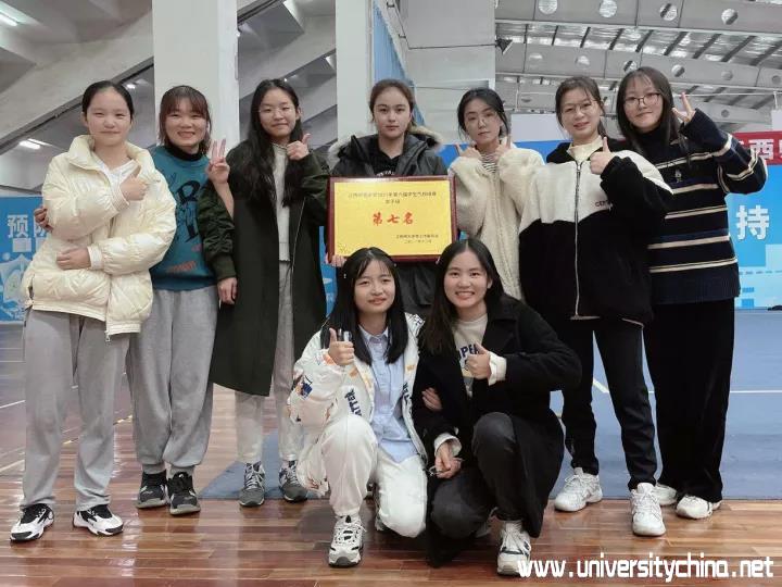 团结展风采，青春意飒然——江西师范大学文学院在校气排球比赛中荣获佳绩